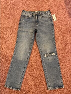 PacSun Straight Leg Jeans - Medium Blue with Knee Rip